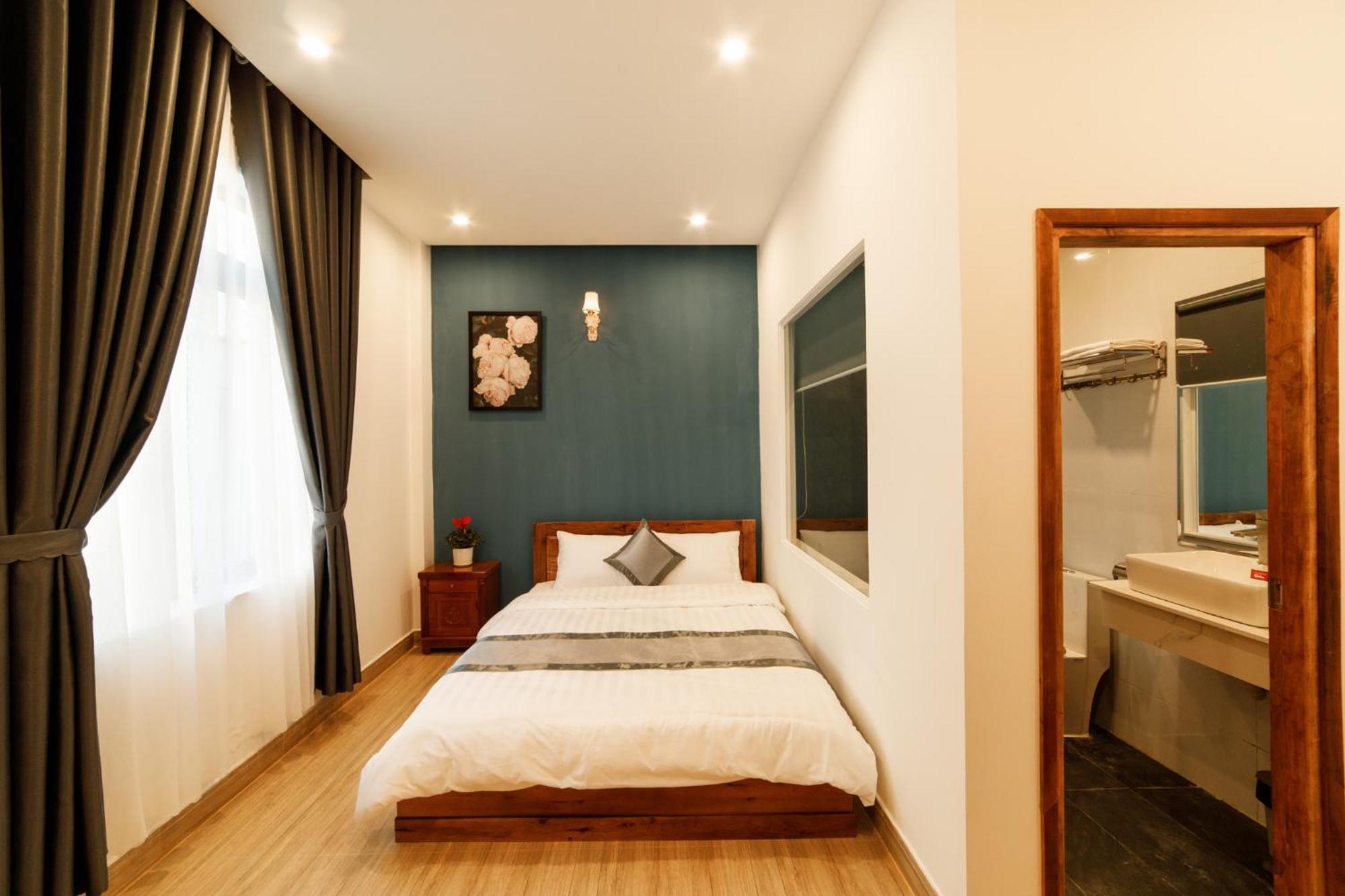 Roha Hotel Да Лат Екстериор снимка